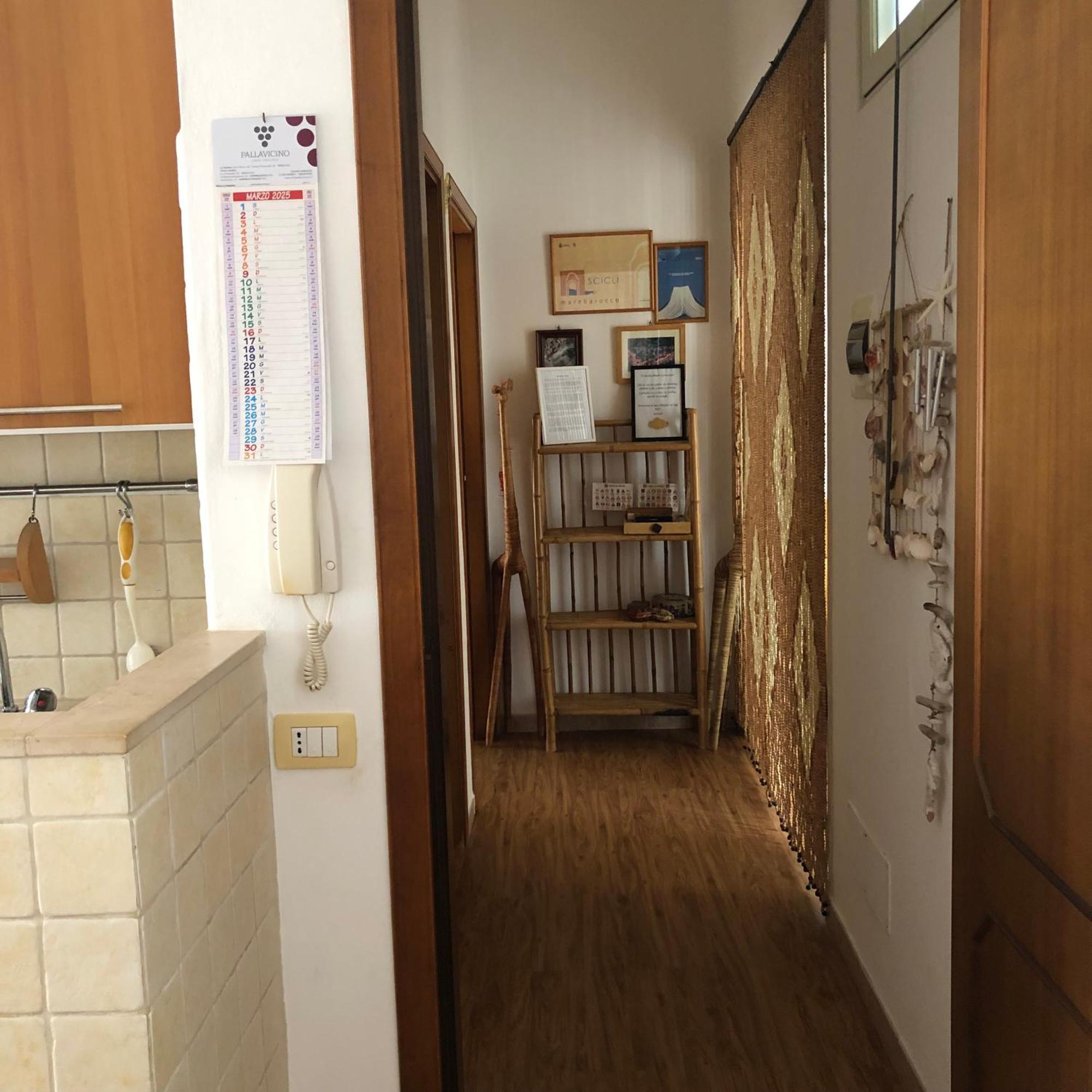 Casa Dorina Charme E Comfort A 100 M Dal Mare 돈나루카타 외부 사진