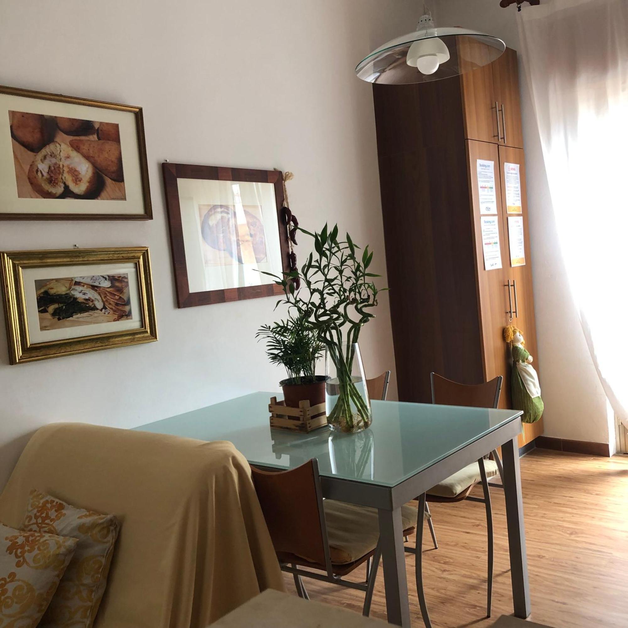 Casa Dorina Charme E Comfort A 100 M Dal Mare 돈나루카타 외부 사진